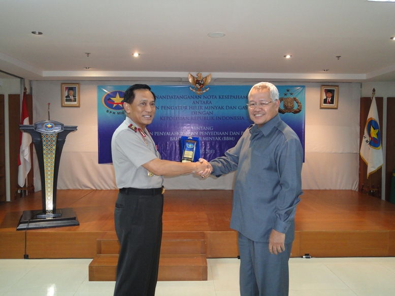 BPH Migas Tandatangani Keputusan Bersama Pengawasan Penyalahgunaan dan Pendistribusian BBM dengan Polri